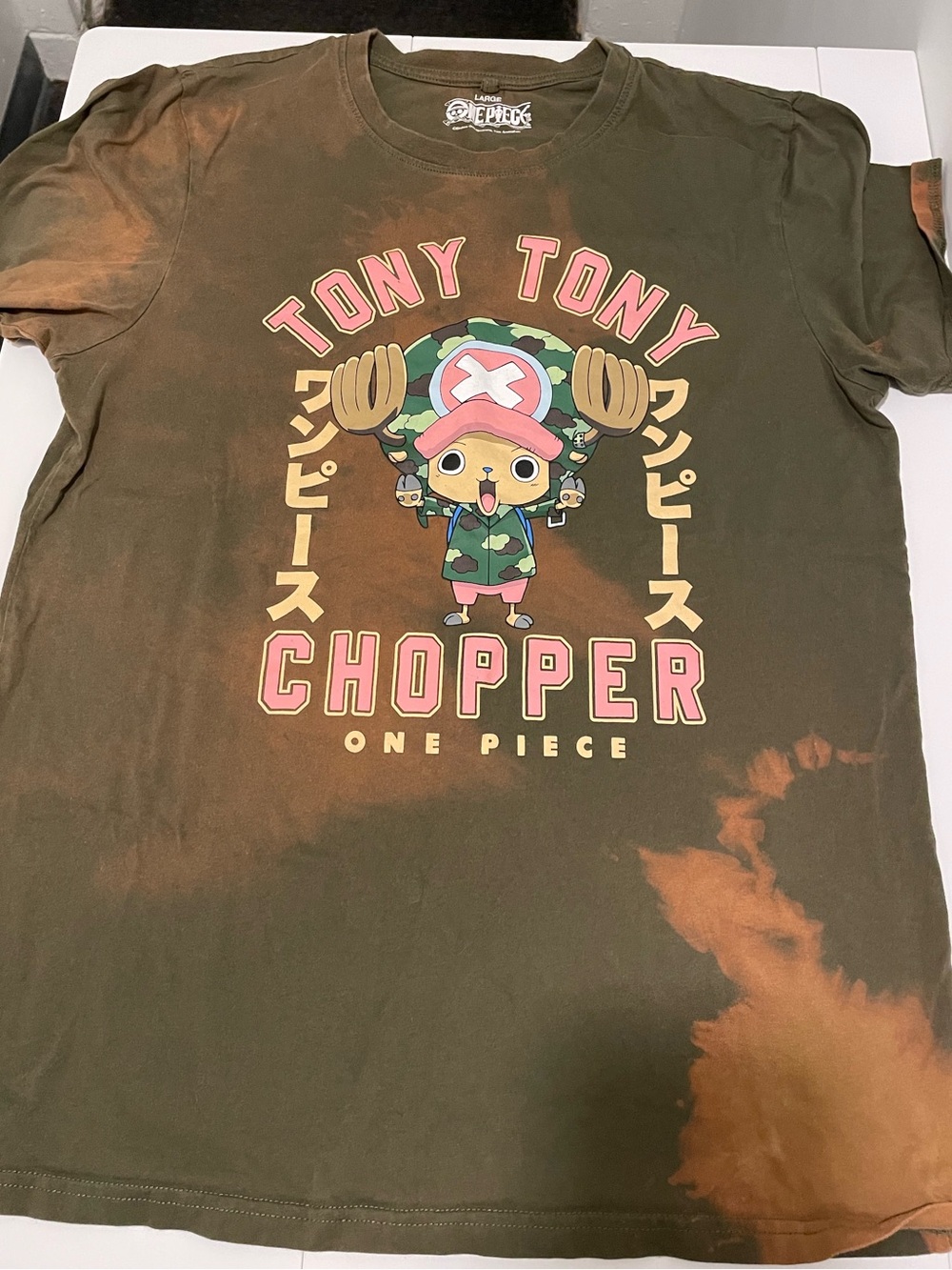 OnePiece Brand Unisex size Large Tony Tony Chopper Brown Tie Dye Style T-Shirt
